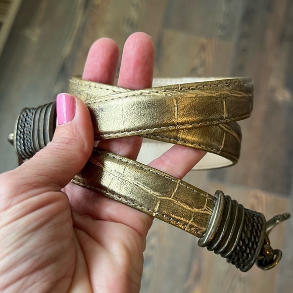 Genuine leather vintage Gold Low Slung Belt Bronze tone accents Size medium main image 9